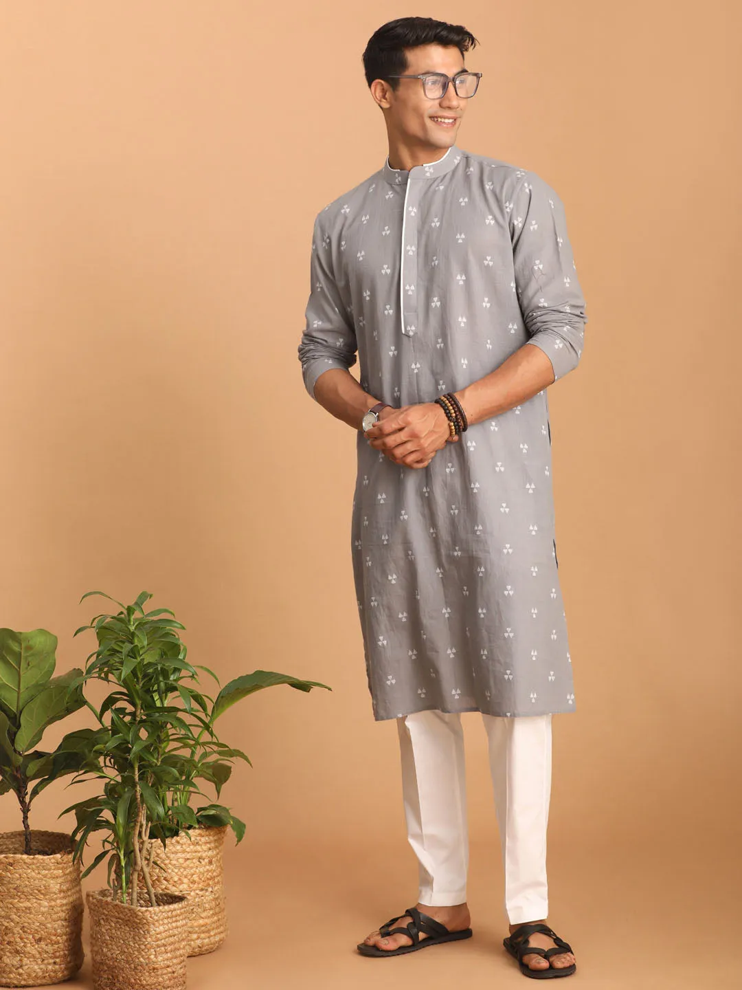 SHVAAS By VASTRAMAY Men's Grey Geometric Booti Jacquard Kurta