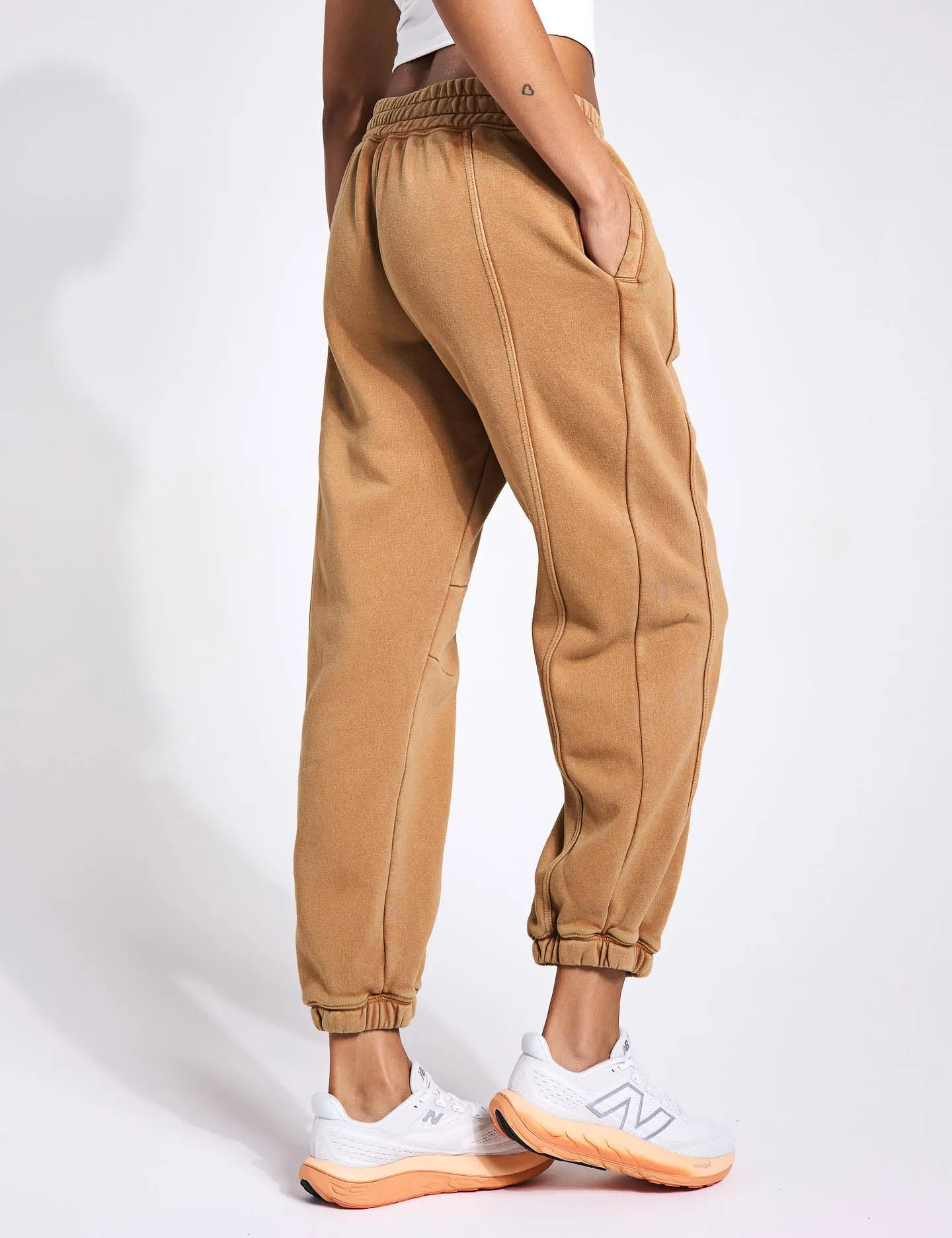 Sprint To The Finish Pants - Camel